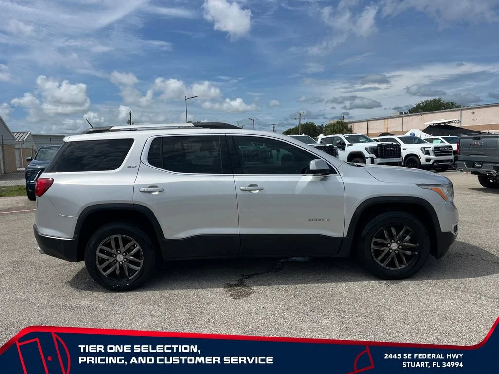 Used 2018 QUICKSILVER METALLIC GMC SLT image 8