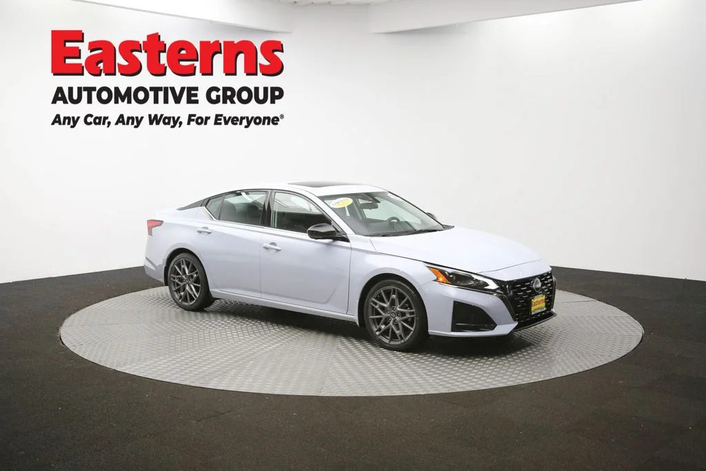Used 2023 Gray Nissan 2.0 SR image 47