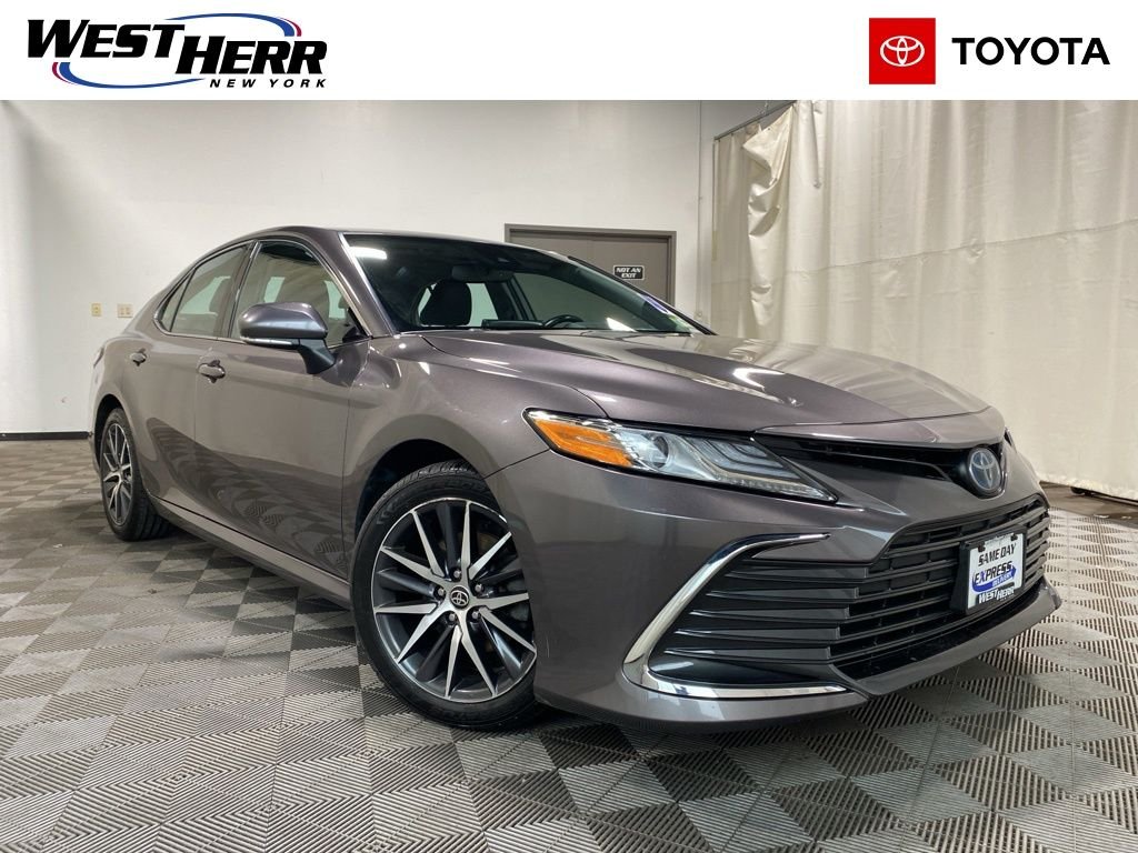 2022 Toyota Camry XLE