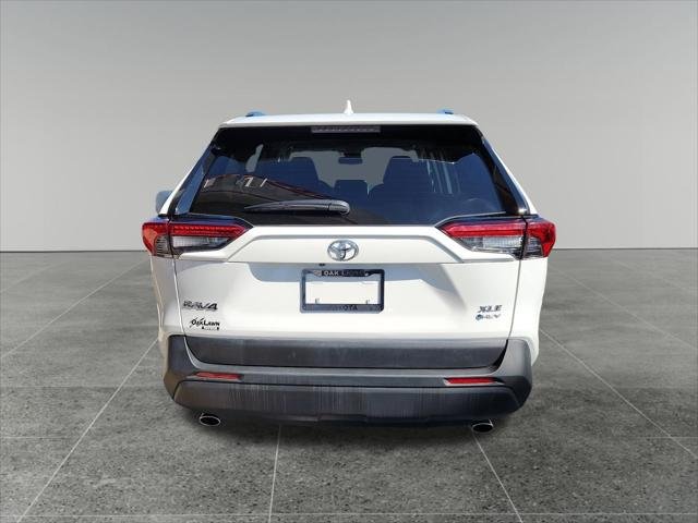 Certified Used 2025 ICE CAP Toyota  image 6