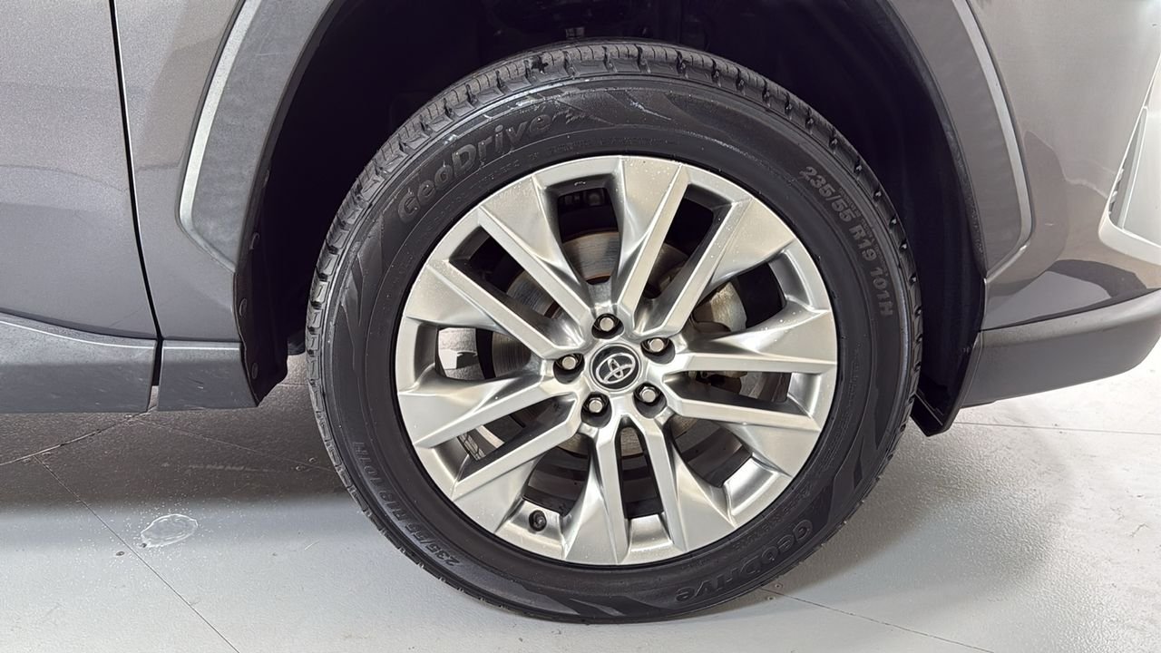 Certified Used 2020 Gray Toyota Limited image 13