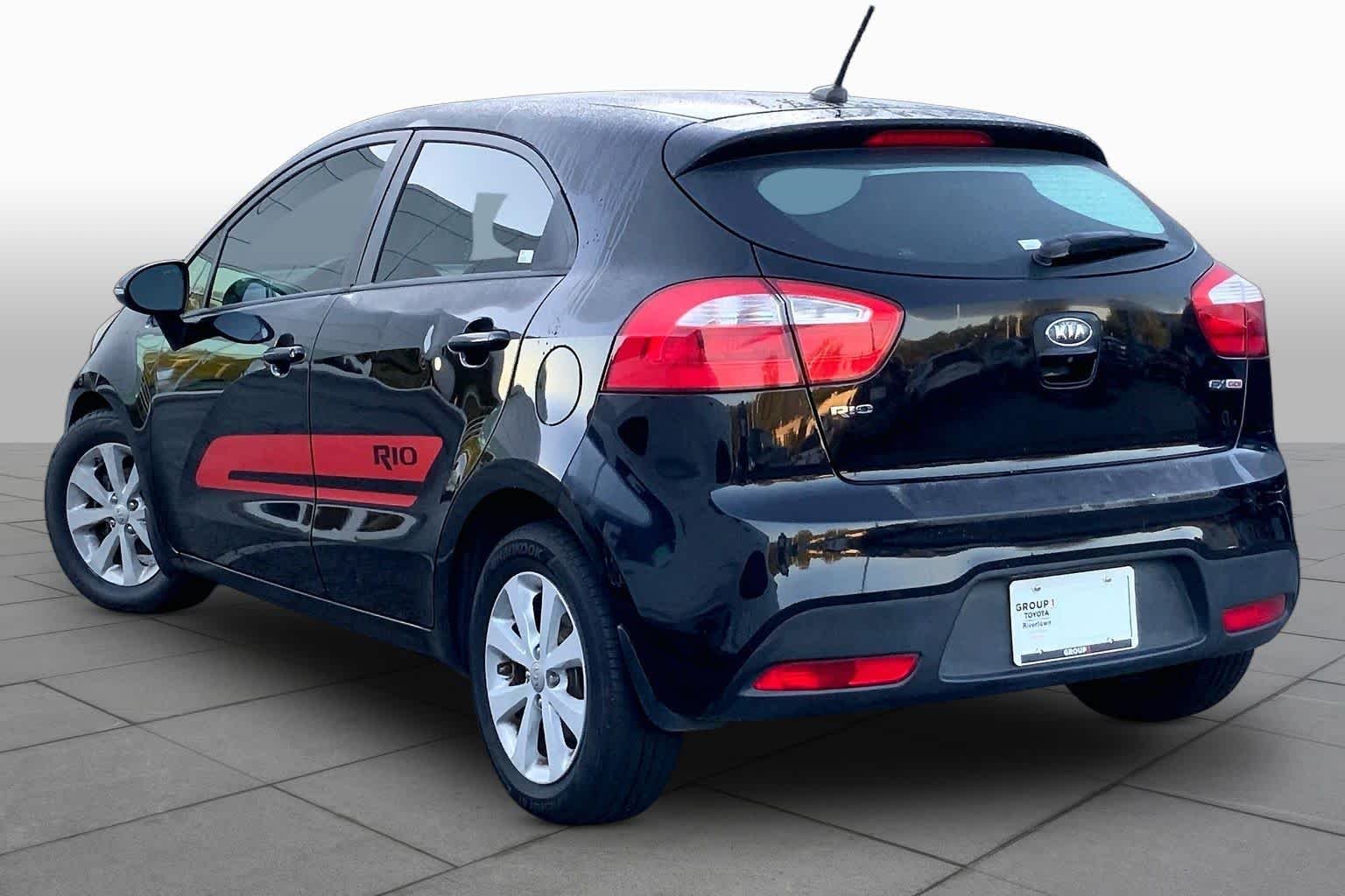 Used 2012 Aurora Black Pearl Kia EX image 10