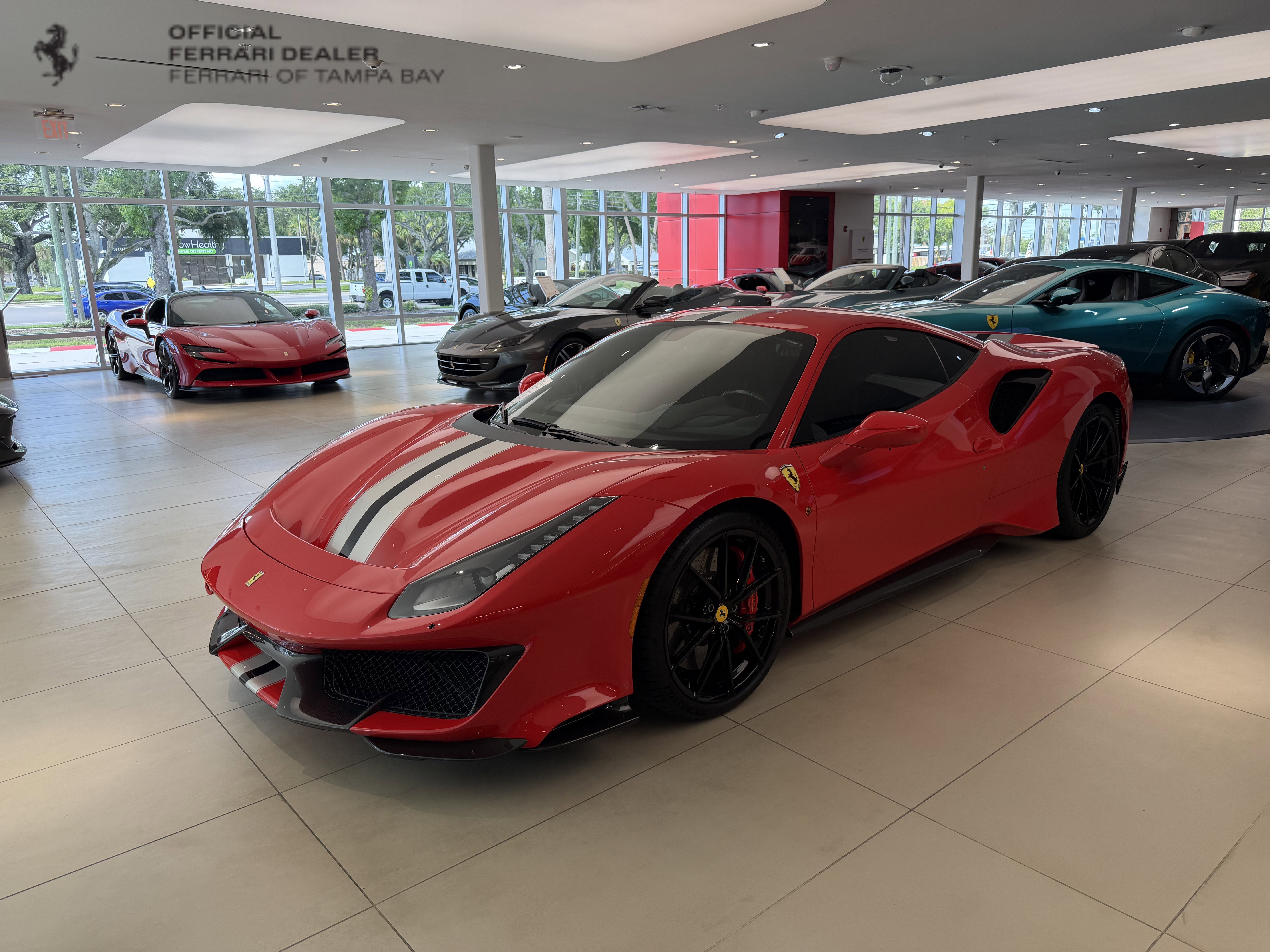 2019 Ferrari 488 -'s photo