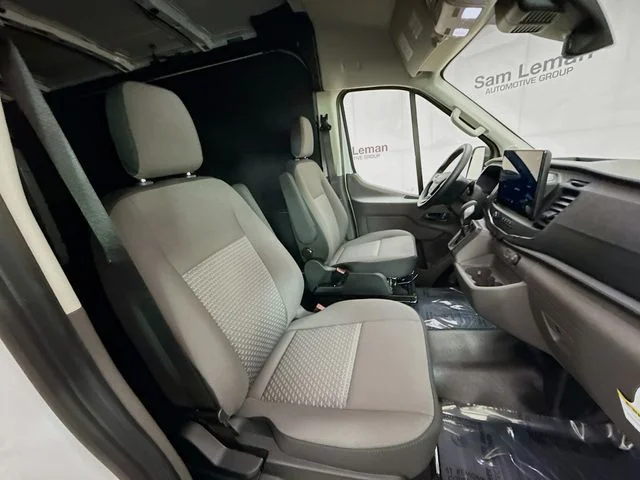New 2026 Oxford White Ford Cargo Van image 24