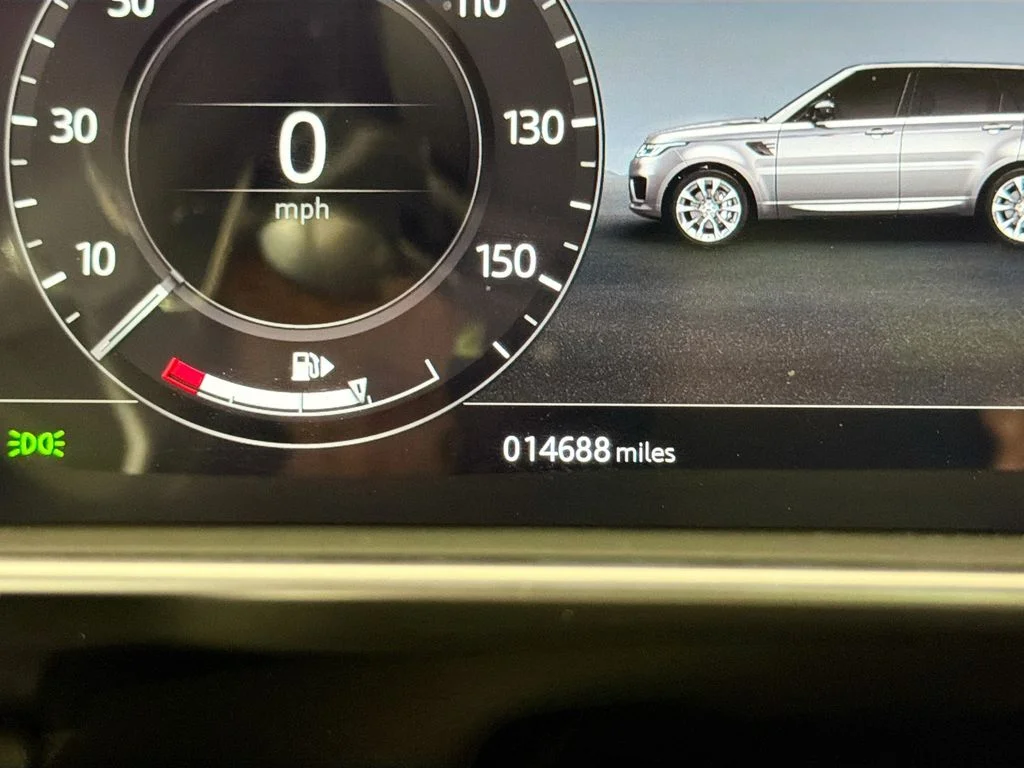 Used 2022 Gray Land Rover HSE Silver Edition image 12