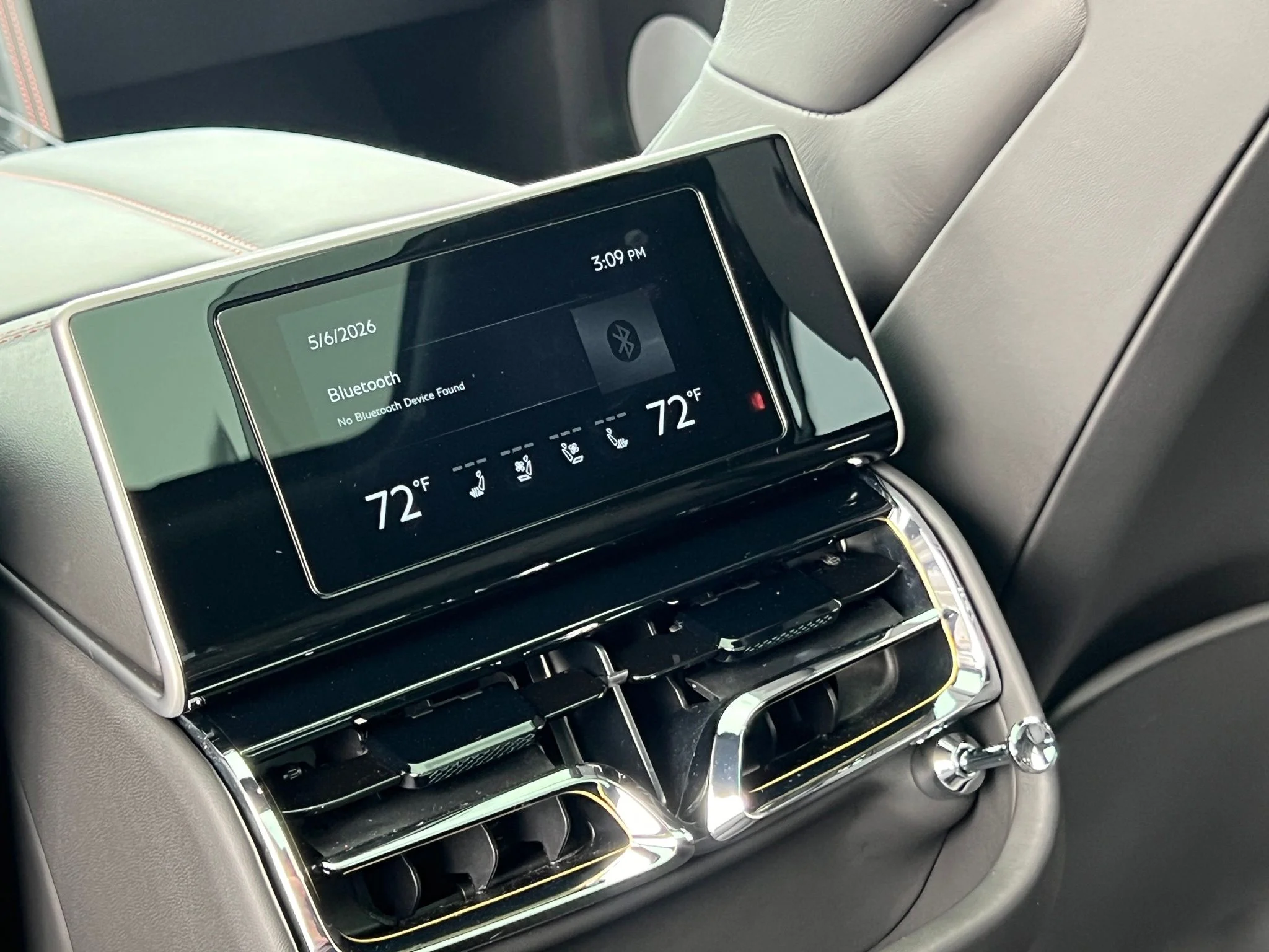 Used 2022 Black Bentley V8 image 18