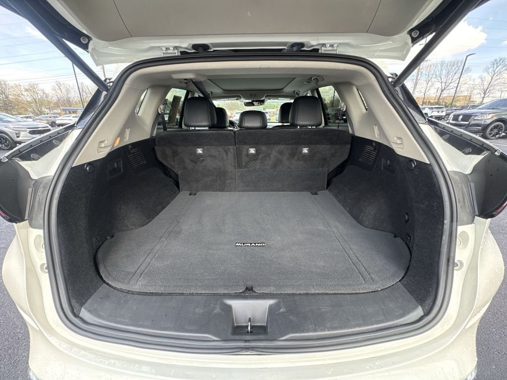 Used 2024 White Nissan SL image 24