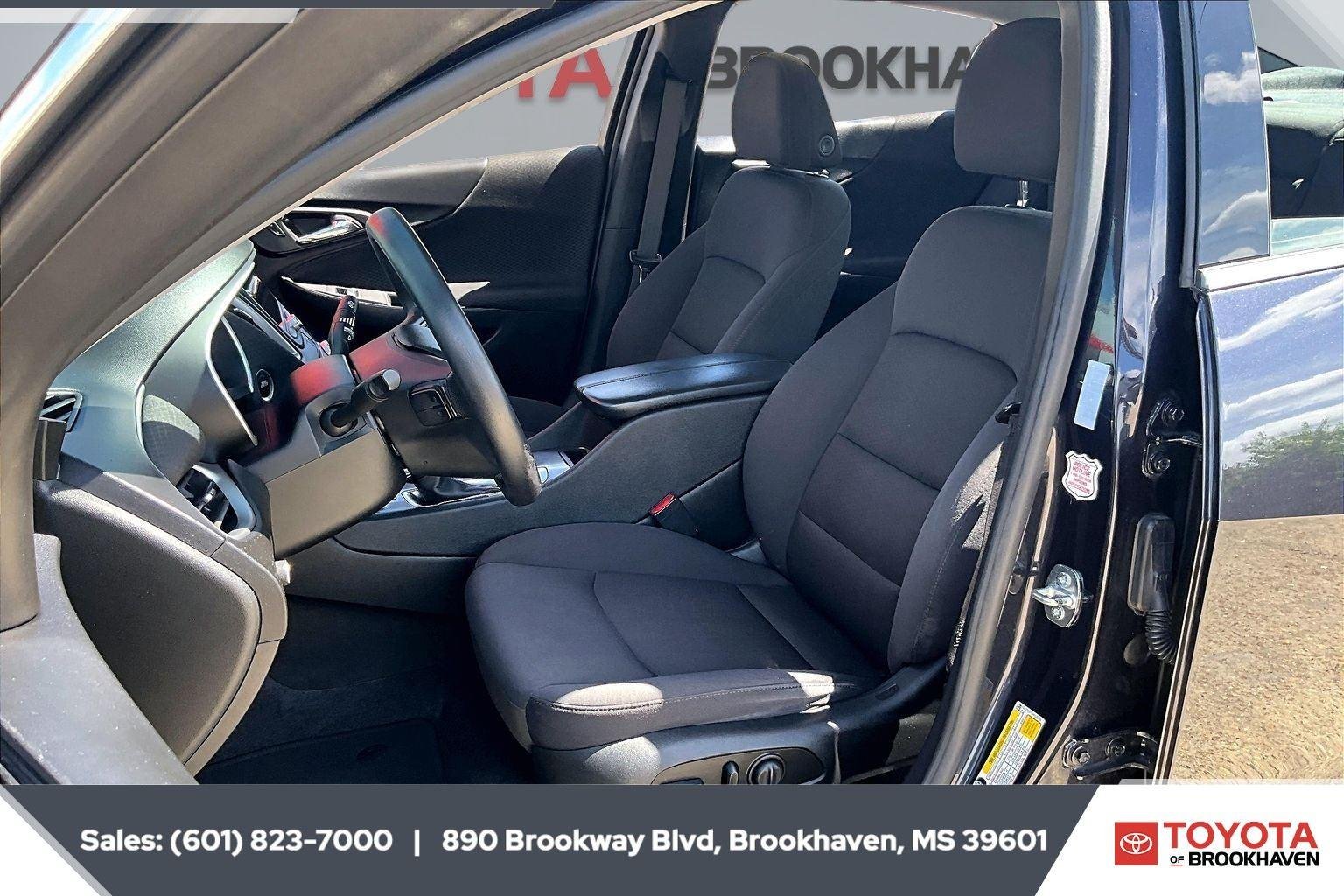 Used 2023 Dark Ash Metallic Chevrolet LT image 18
