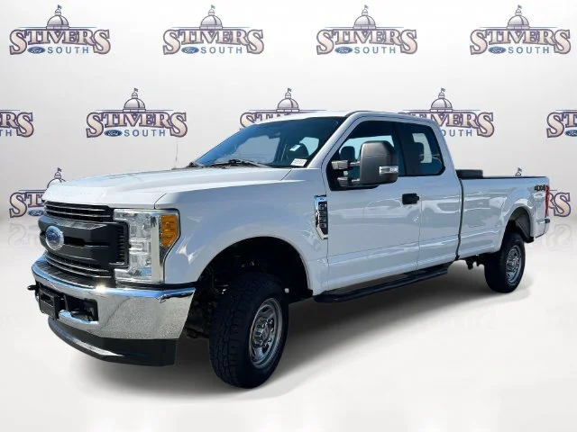 Used 2017 White Ford XL image 6