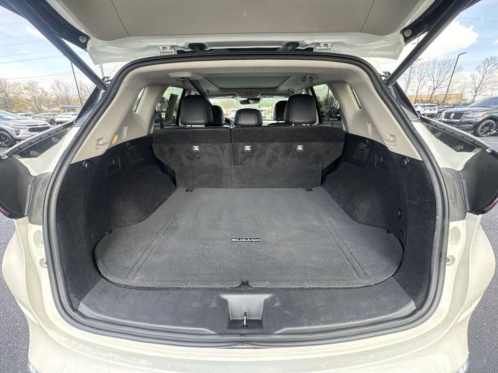 Used 2024 White Nissan SL image 24