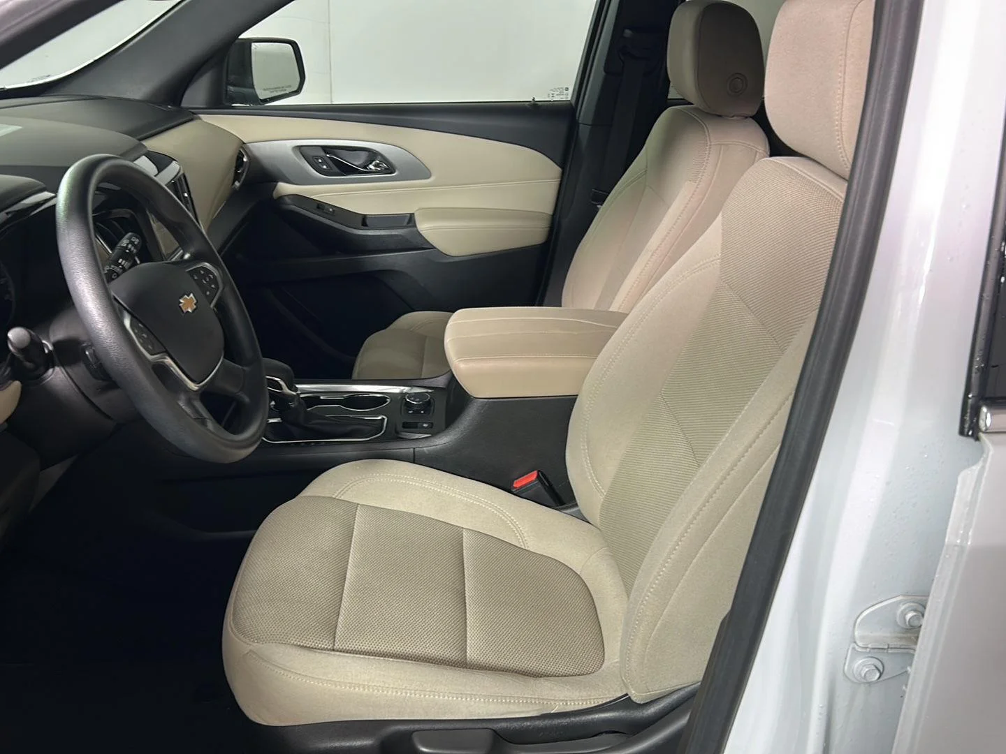 Used 2023 Summit White Chevrolet LS image 13