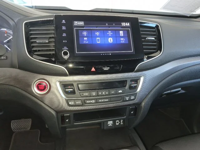 Certified Used 2023 Modern Steel Metallic Honda AWD RTL image 27