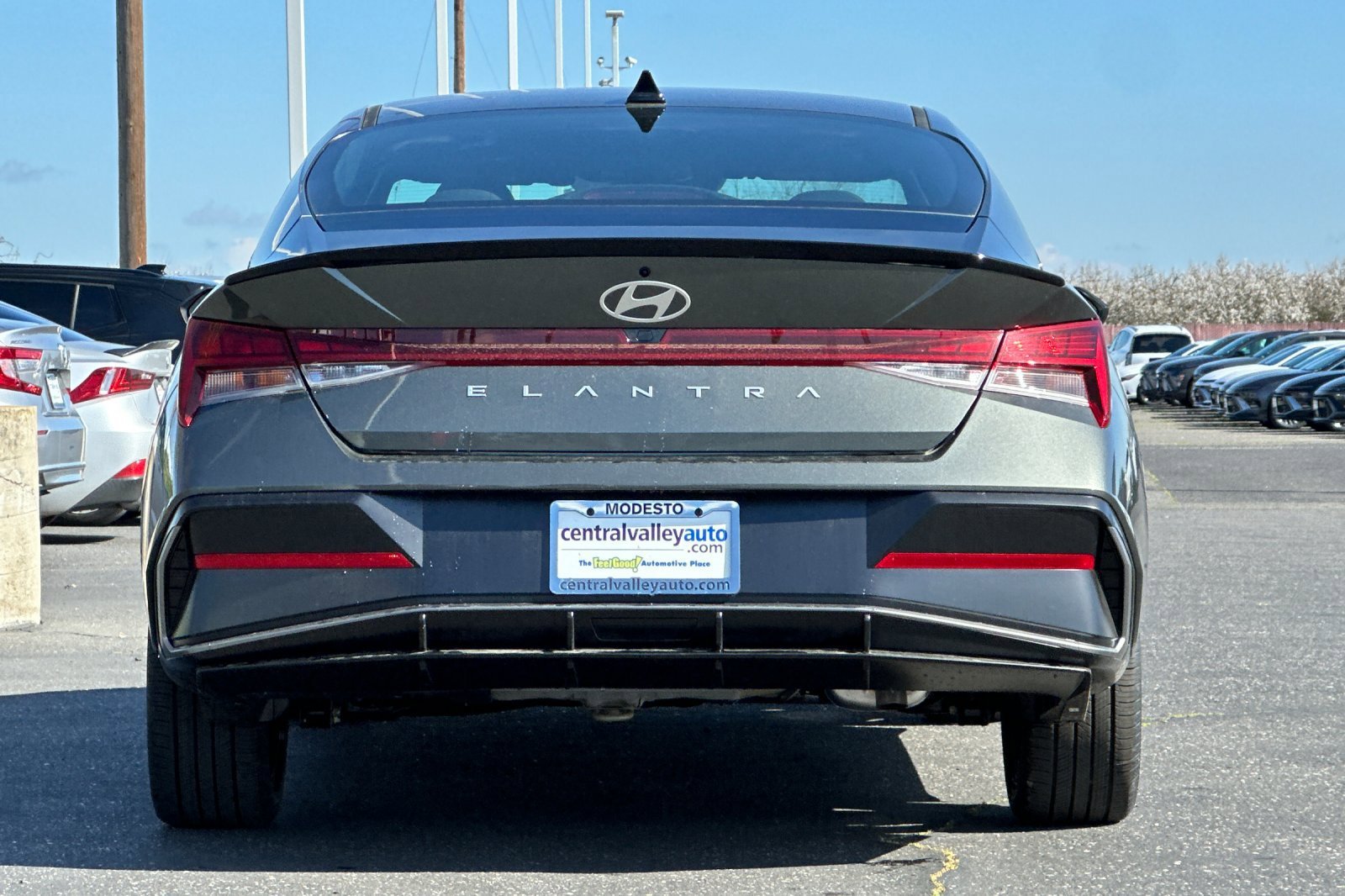 New 2026 Amazon Gray Hyundai SEL Sport Premium image 32