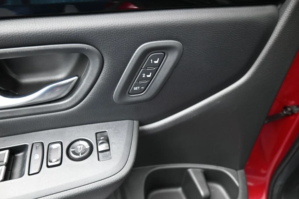Used 2024 Radiant Red Metallic II Honda Touring image 14