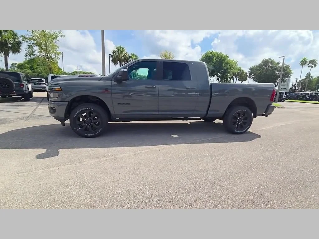 New 2026 Ceramic Gray Clear-Coat Exterior Paint RAM Laramie image 36