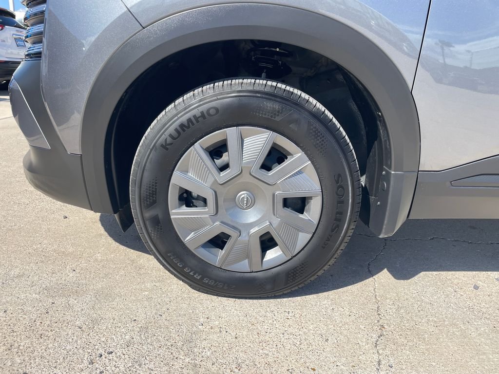 Used 2026 Gray Nissan S image 27