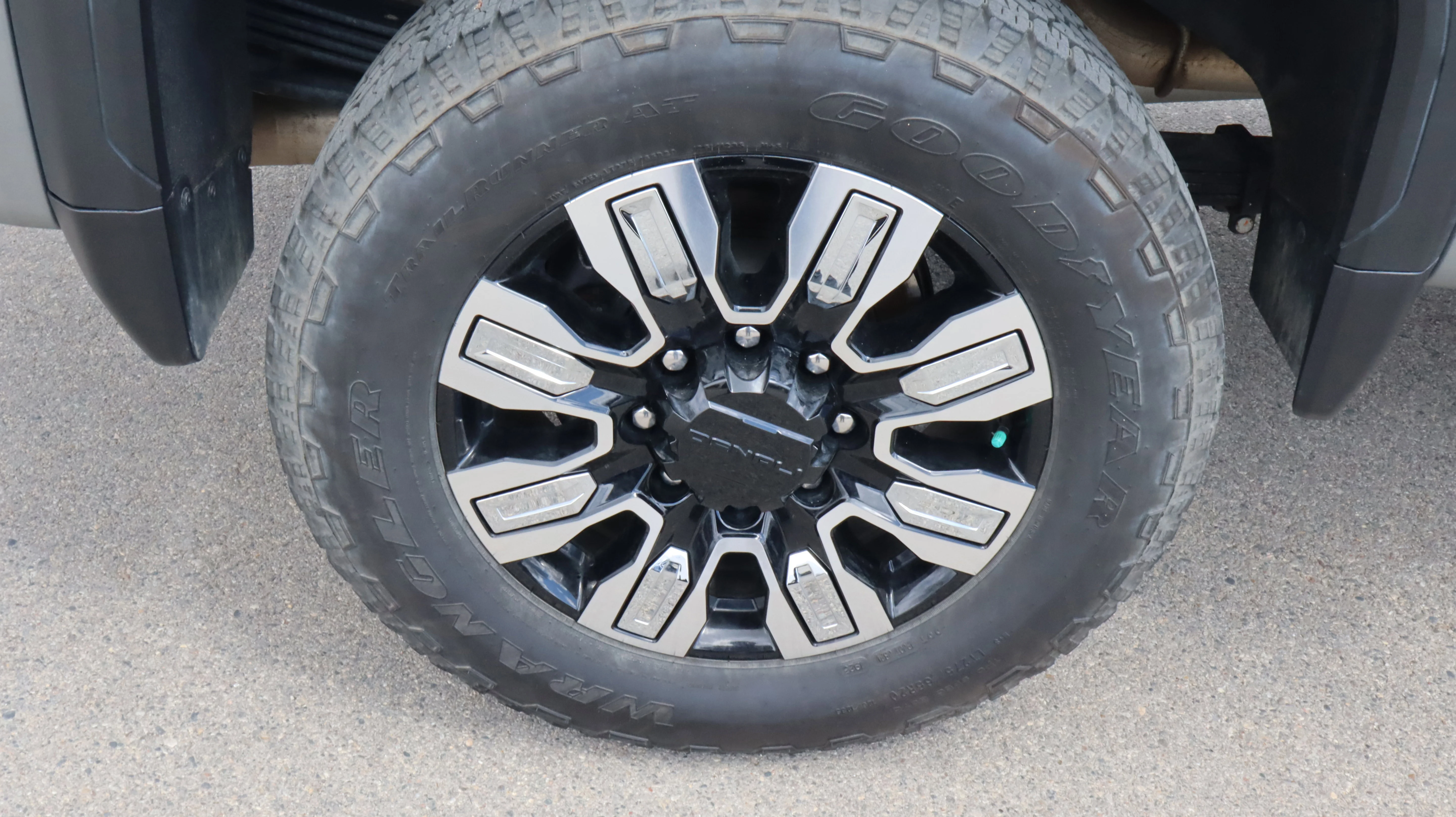 2024 GMC Sierra 2500HD Denali - Photo 17
