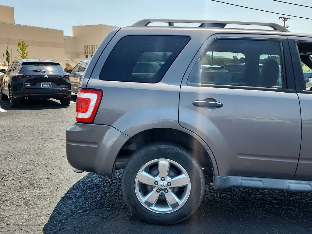 Used 2011 Sterling Gray Metallic Ford XLT image 5