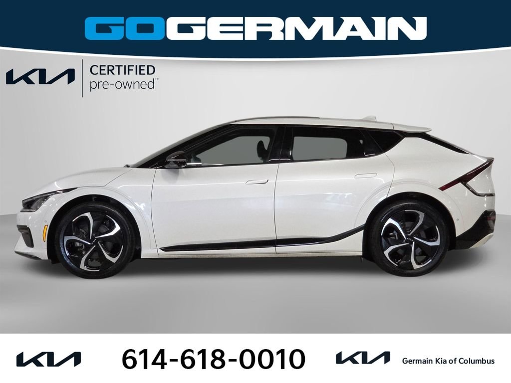 Used 2023 White Kia GT-Line image 11
