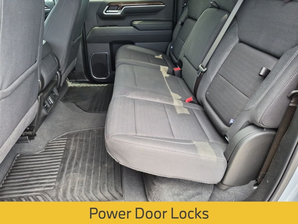 Used 2024 Gray GMC Elevation image 26
