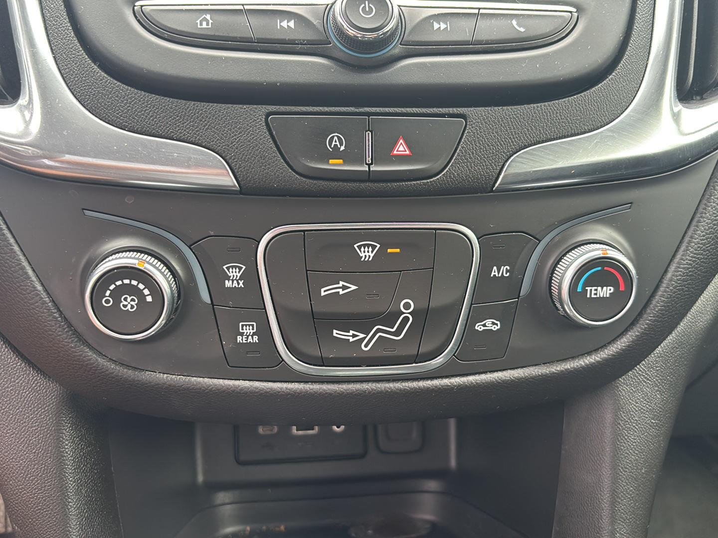 Used 2022 Silver Ice Metallic Chevrolet LT image 13