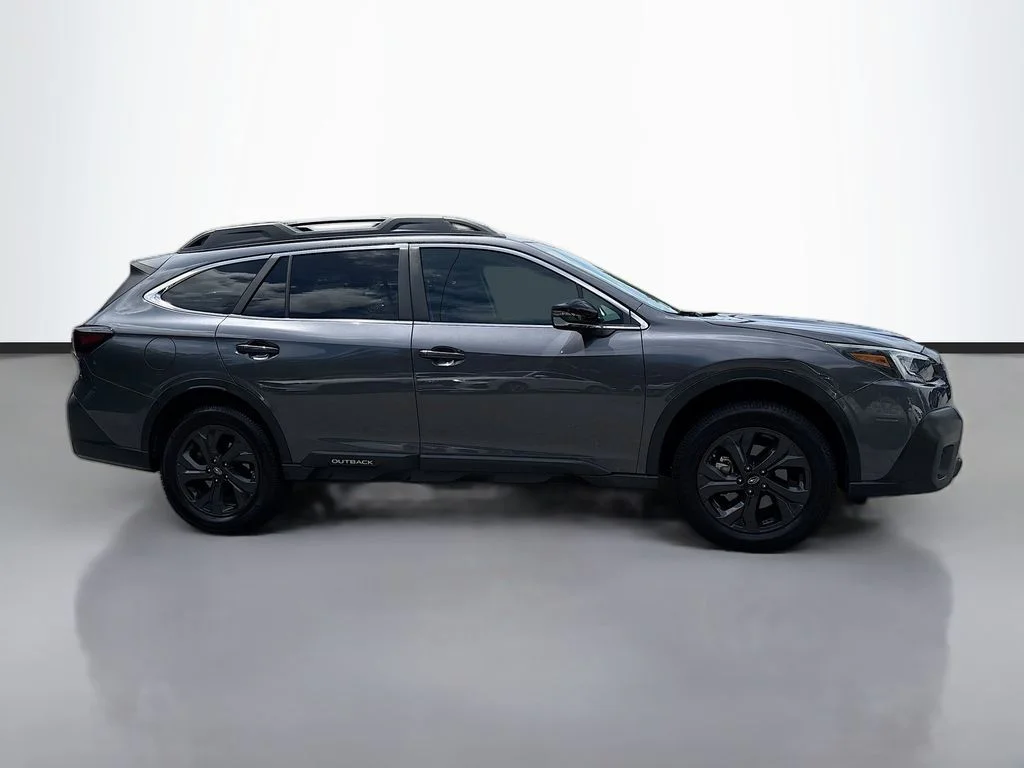 Used 2022 Gray Metallic Subaru Onyx Edition XT image 8
