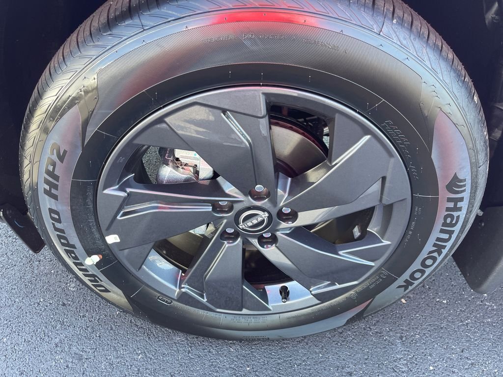 New 2026 White Nissan SV image 10