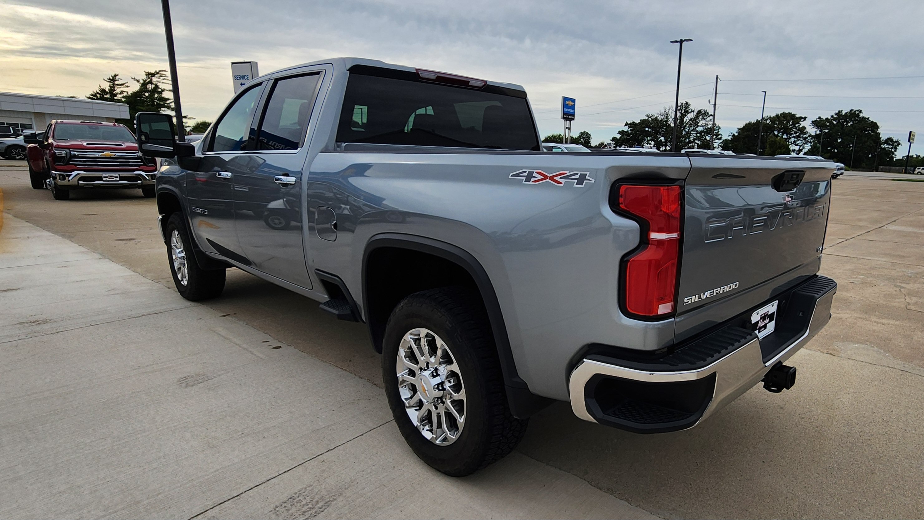 2026 Chevrolet Silverado 2500HD LTZ - Photo 8