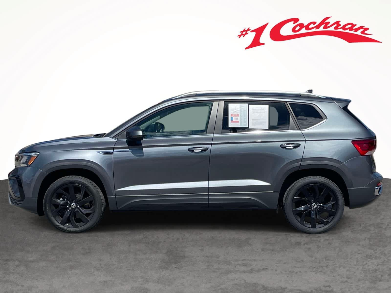 Used 2023 Platinum Gray Metallic Volkswagen SE image 15