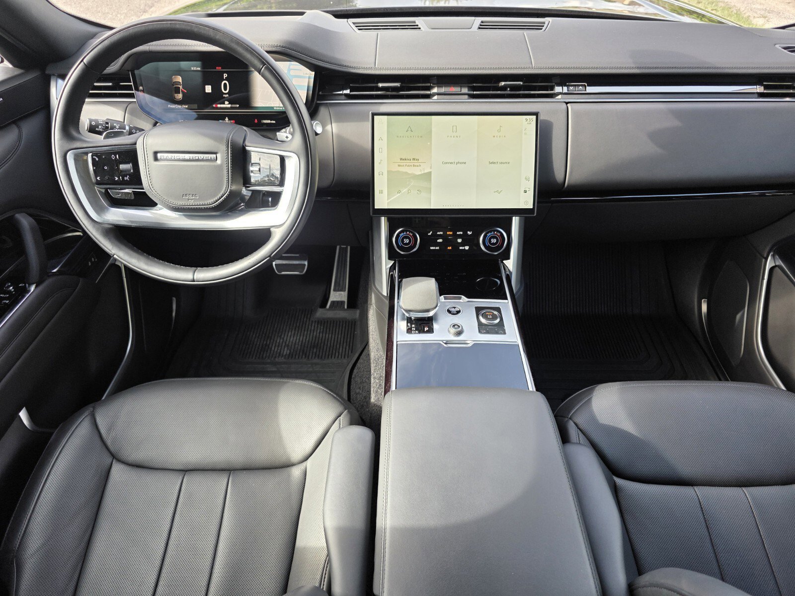 Certified Used 2023 Santorini Black Metallic Land Rover SE image 4