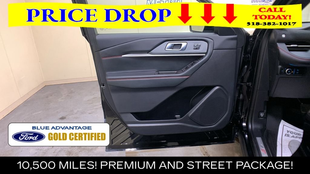 Certified Used 2025 Black Metallic Ford ST-Line image 30