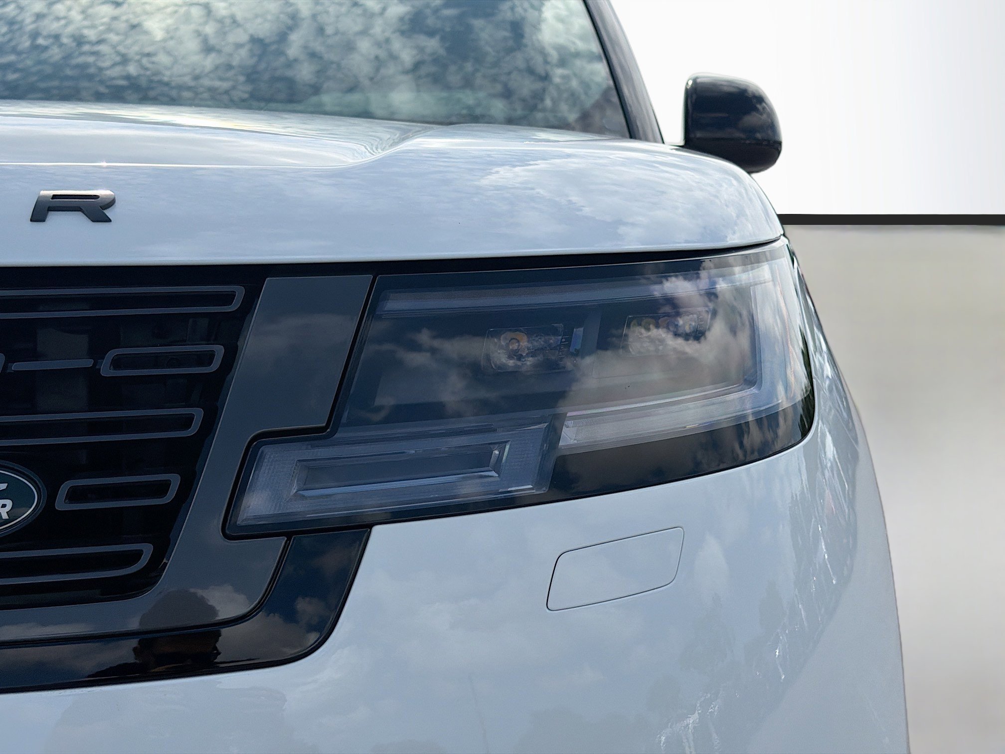 2026 Land Rover Range Rover SE - Photo 9