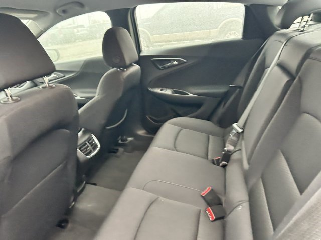 Used 2025 Lakeshore Blue Metallic Chevrolet LT image 9