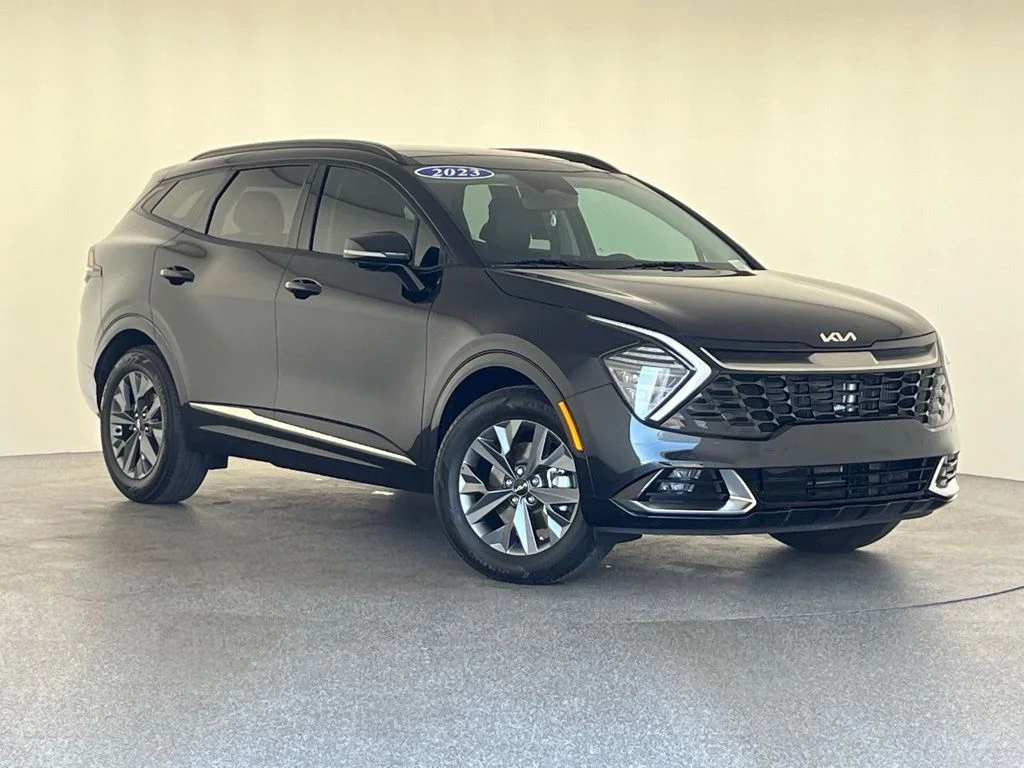 Used 2023 Black Kia SX-Prestige image 40