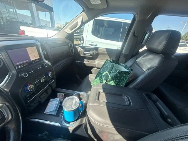 Used 2019 BLACK Chevrolet LTZ image 6