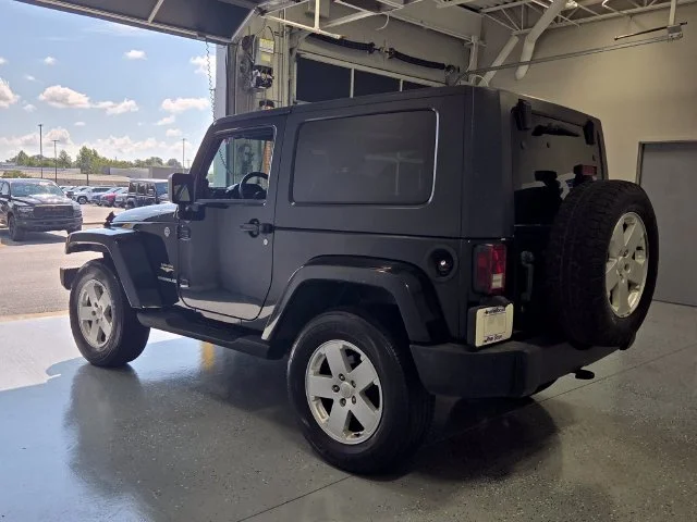 Used 2007 Black Jeep Sahara image 6