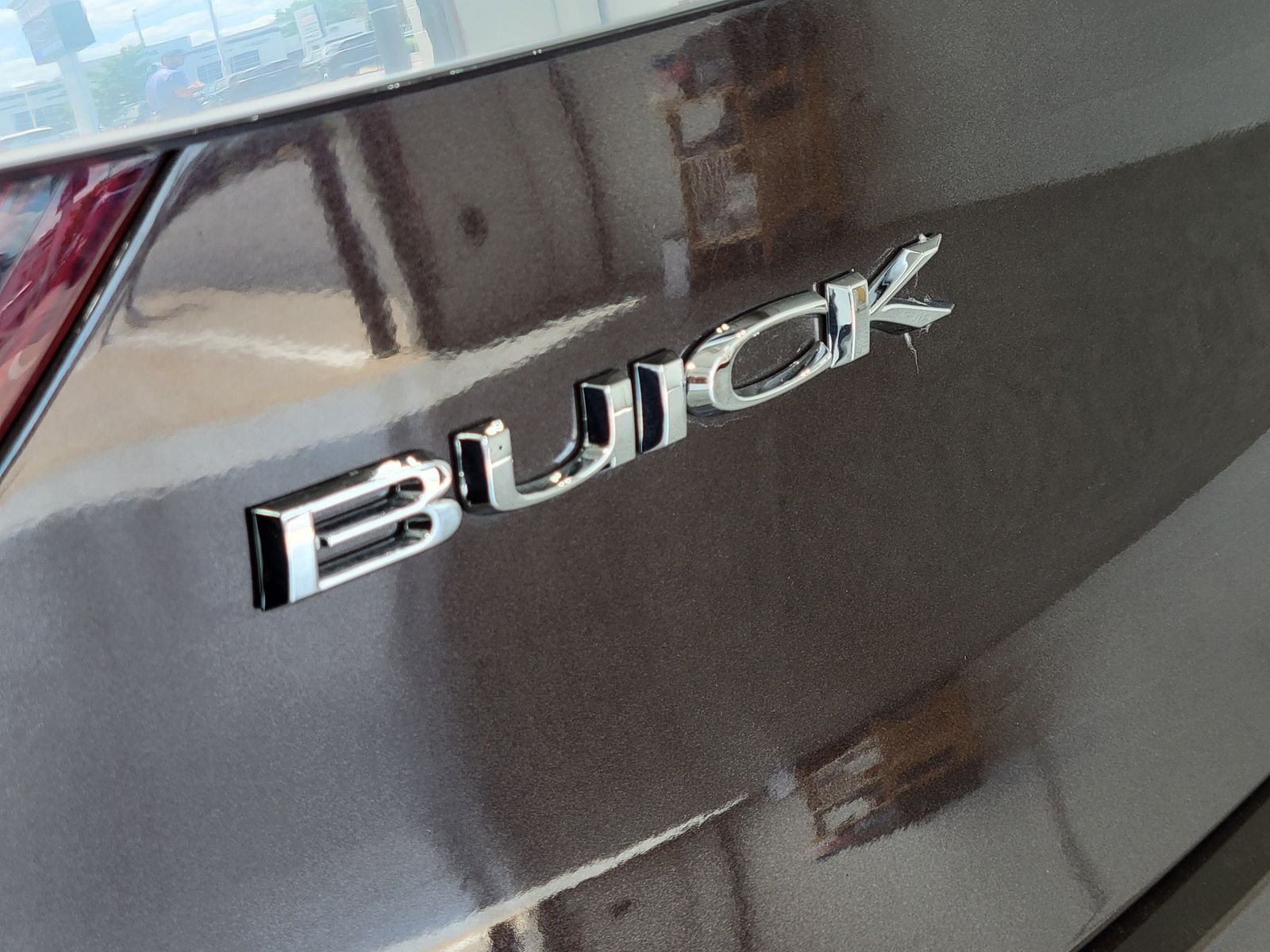 Used 2017 Brown Buick Premium image 27