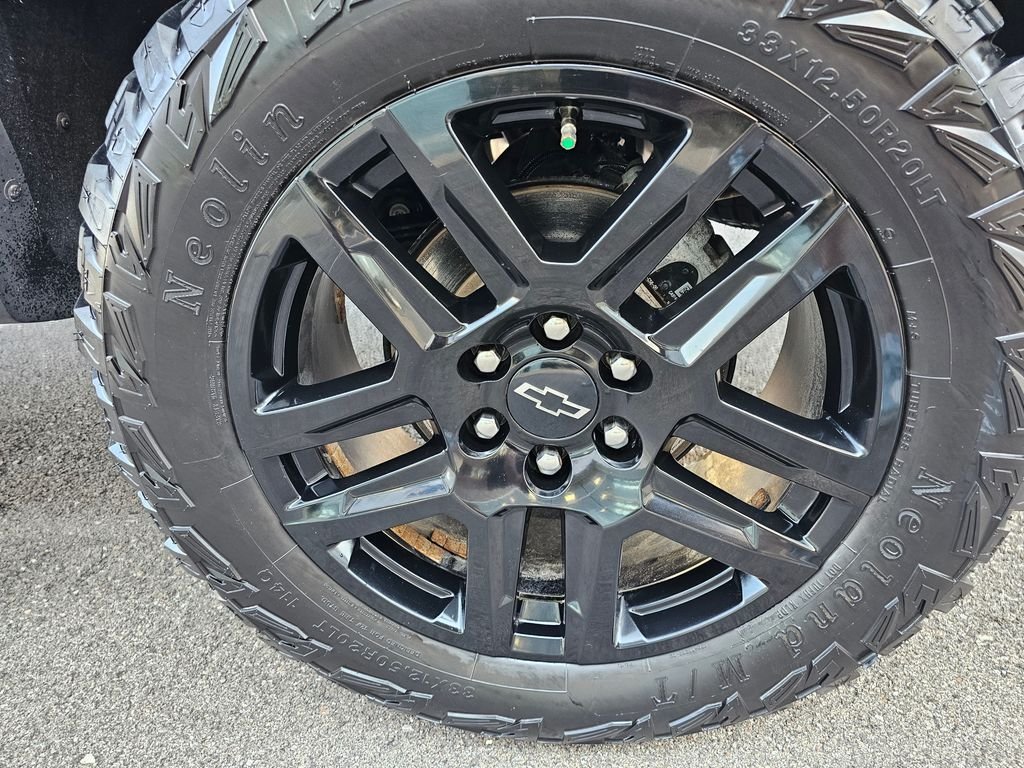 Used 2023 Black Chevrolet Trail Boss image 18
