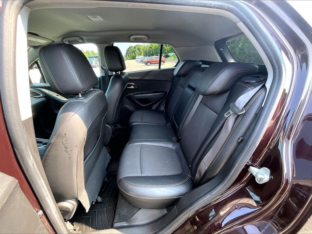 Used 2021 Red Chevrolet LT image 15