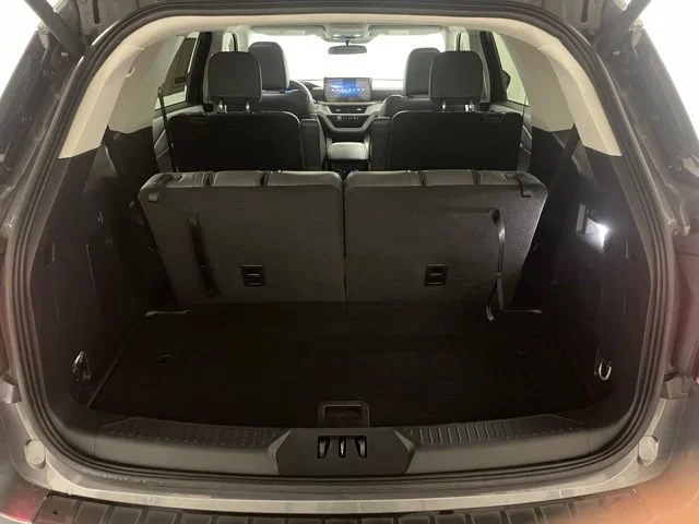 Used 2025  Ford Active image 28