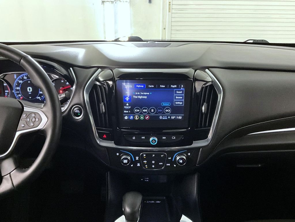2023 Chevrolet Traverse Premier - Photo 12