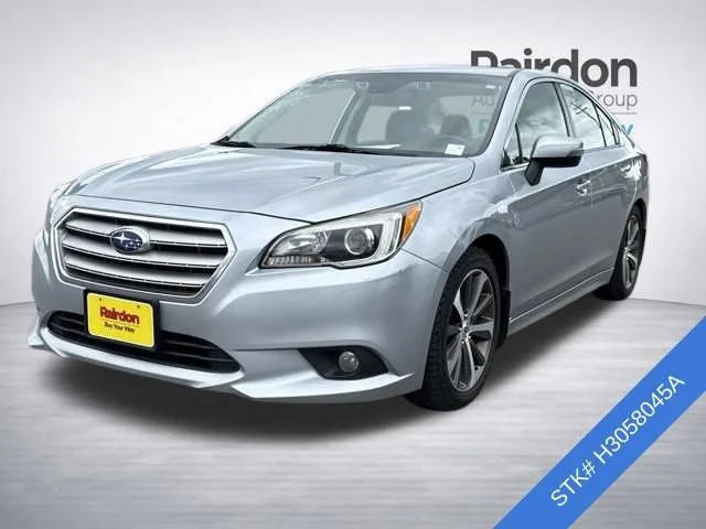 Used 2017 Ice Silver Metallic Subaru Limited image 4