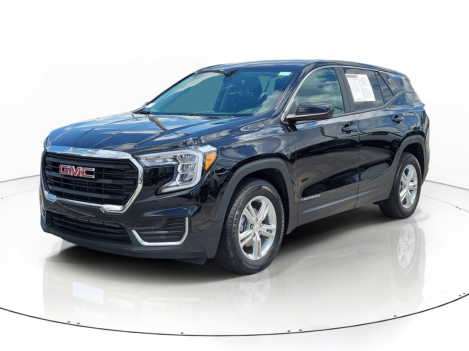 Used 2024 Ebony Twilight Metallic GMC SLE image 2