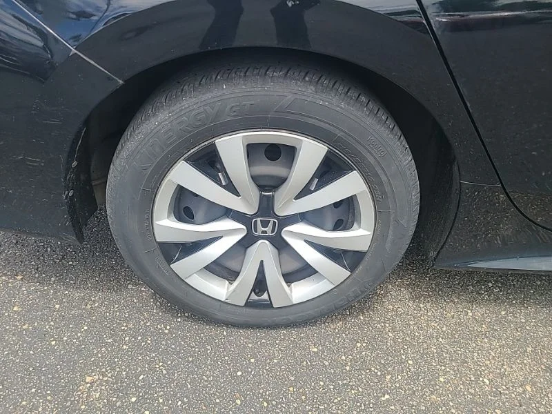 Used 2024  Honda LX image 8