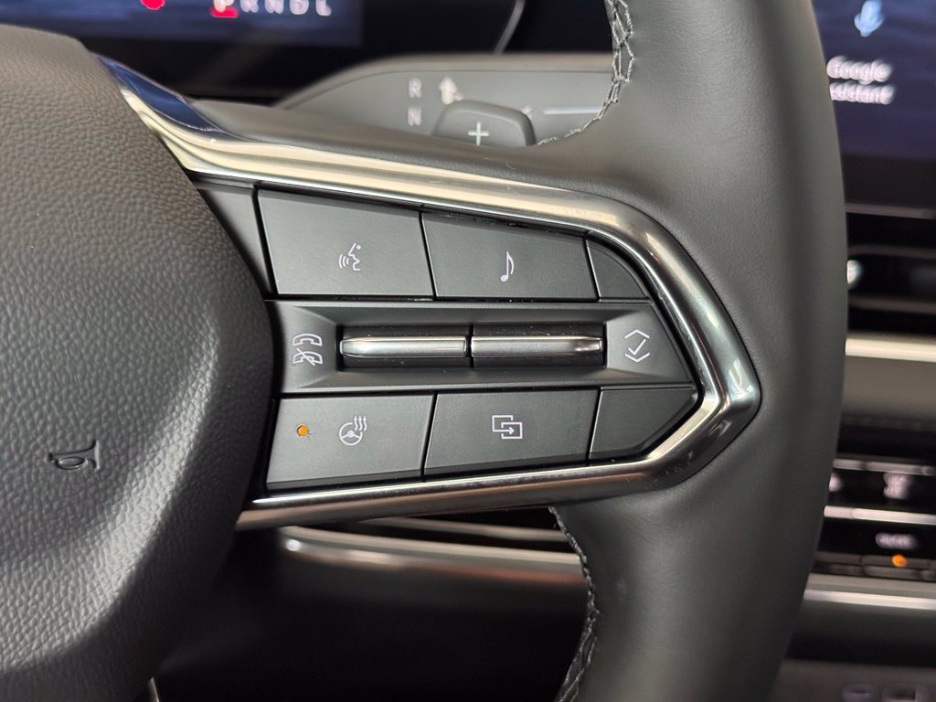 2027 Chevrolet Equinox LT - Photo 24