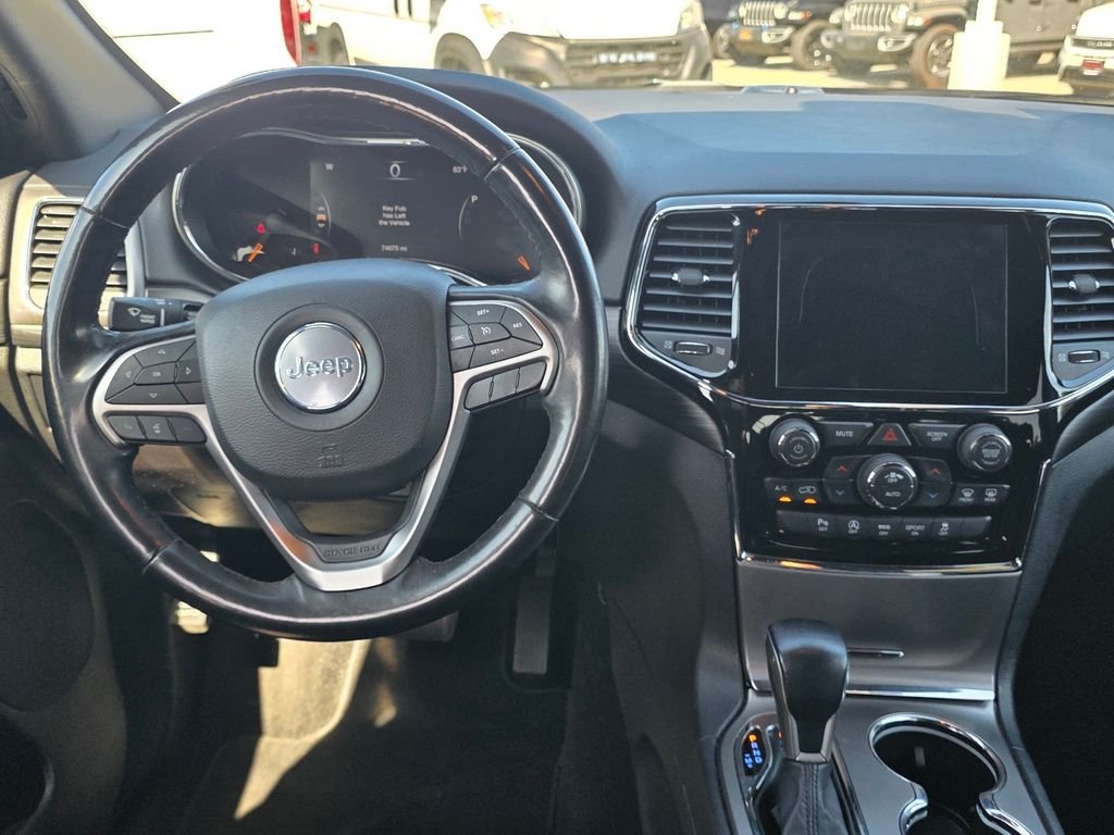 Certified Used 2020 Black Jeep Altitude image 18