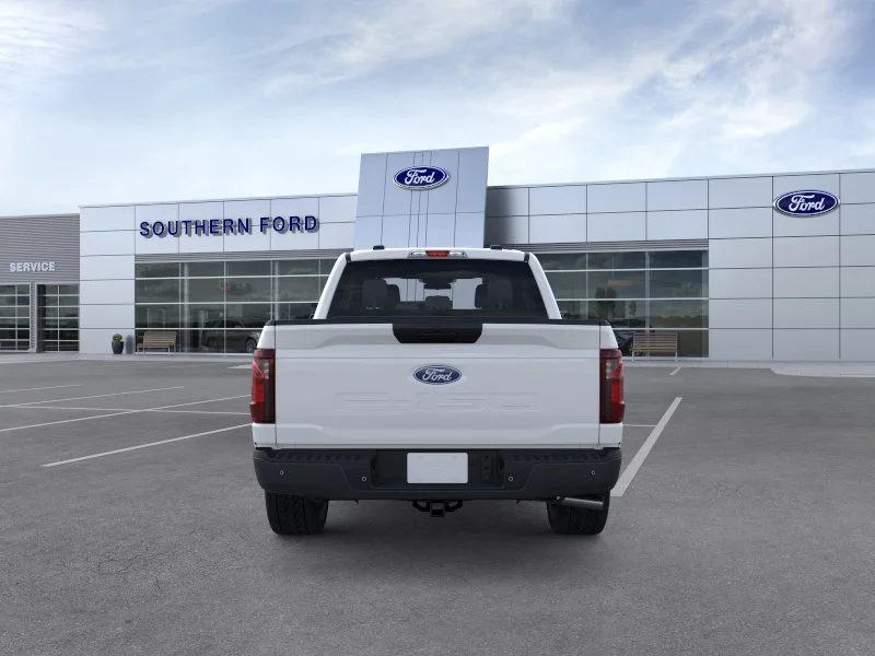New 2026 Oxford White Ford XL image 28