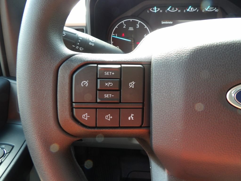 New 2026 Oxford White Ford F-250® XL image 15