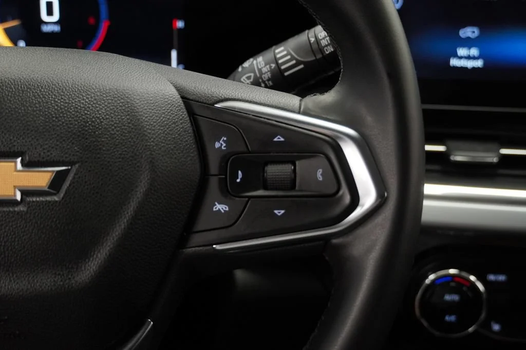 Used 2024 Sterling Gray Metallic Chevrolet LT image 22