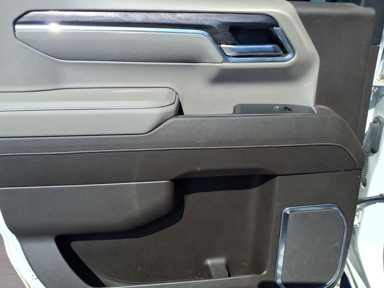Used 2023 SUMMIT WHITE Chevrolet LTZ image 11